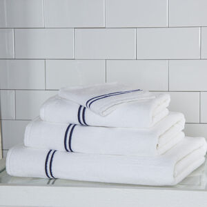 slide 1 Classic Bath Sheet