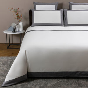 slide 1 Bold Duvet Cover