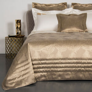 slide 1 Golden Deco Light Quilt