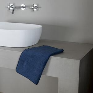 slide 1 Unito Hand Towel