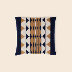 Deco Cushion 001