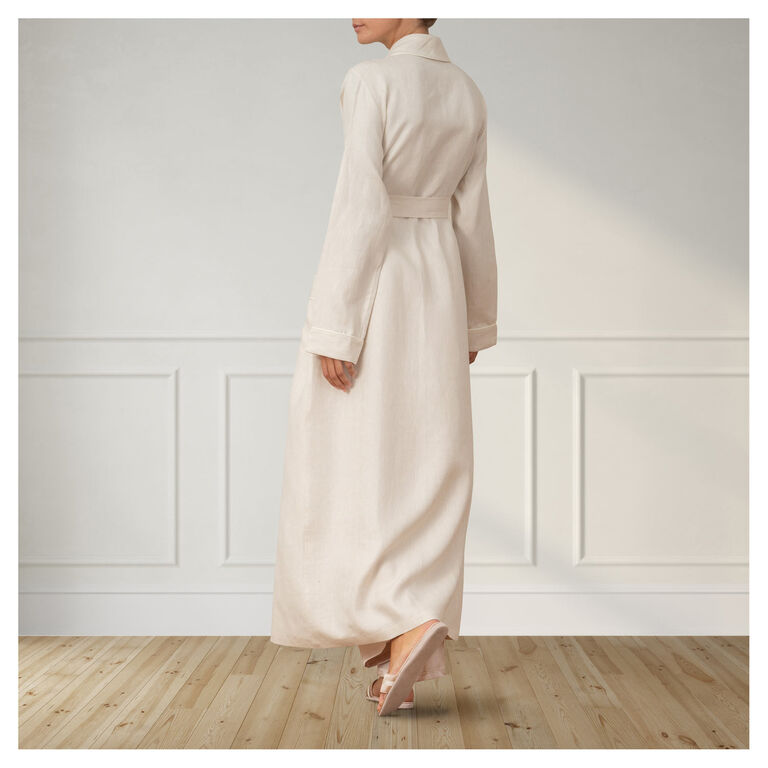slide 2 Dafne Robe