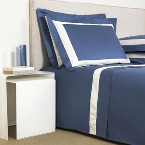 slide 1 New Horizon Sheet Set Brit Blue Ivory