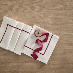 Define Napkins Set