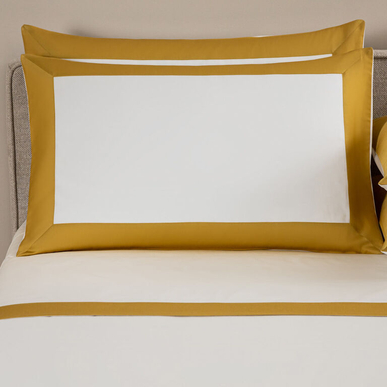 slide 1 Bold Pillowcase