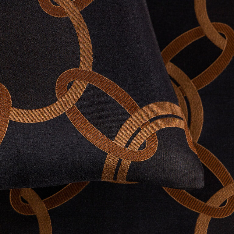 slide 3 Luxury Chains Decorative Pillow Cover