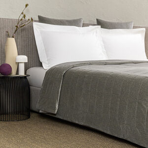 Luxury Cashmere Velvet Light Quilt slide 2 Luxury Cashmere Velvet Light Quilt