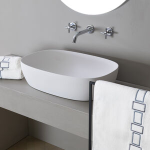 Bold Bicolor Embroidery Bath Sheet slide 2 Bold Bicolor Embroidery Bath Sheet