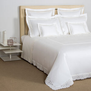 slide 4 Ornate Medallion Lace Duvet Cover