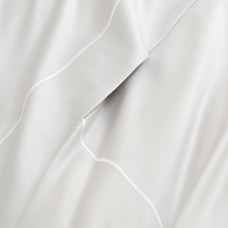 slide 5 Camelia Euro Sham