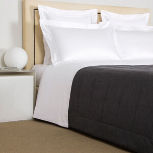 Simple Warm Comforter slide 2 Simple Warm Comforter