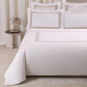 slide 1 Sateen Breeze Border Duvet Cover