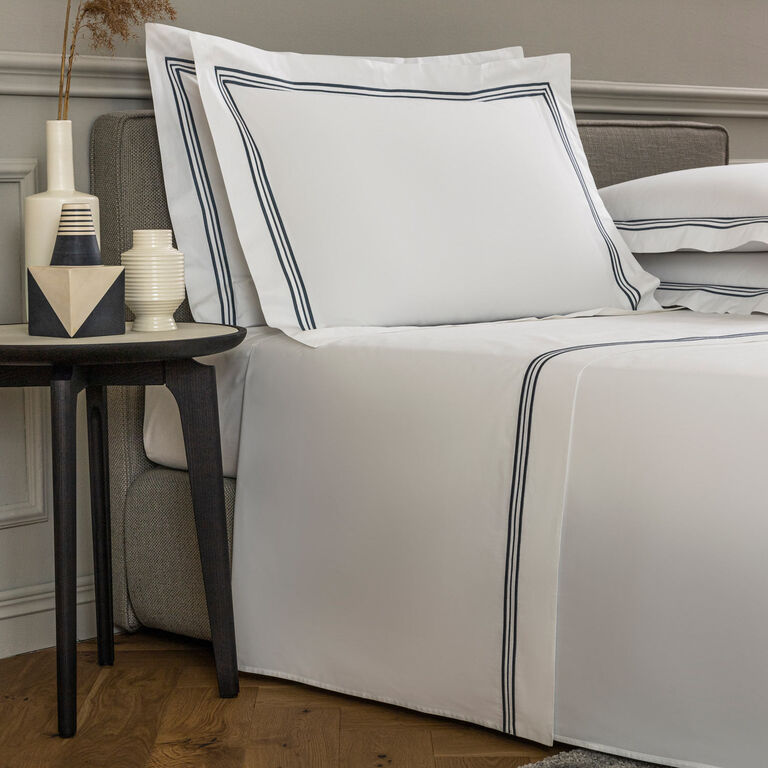 slide 1 Triplo Bourdon Sheet Set