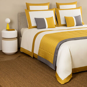 slide 5 Bold Pillowcase