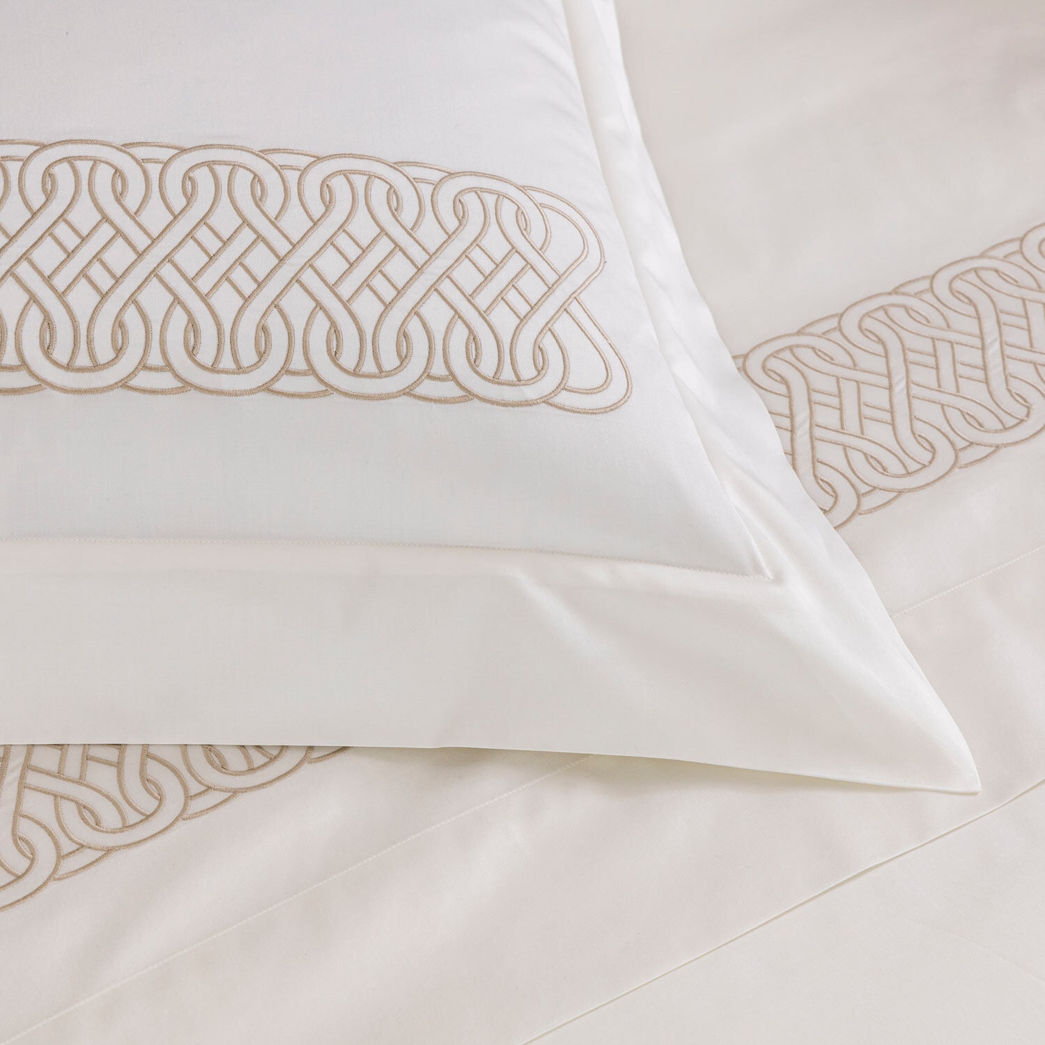 slide 3 Auspicious Embroidered Duvet Cover