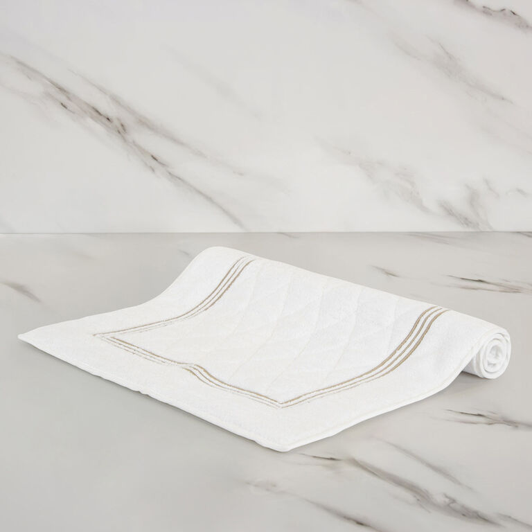slide 1 Triplo Bourdon Bath Mat