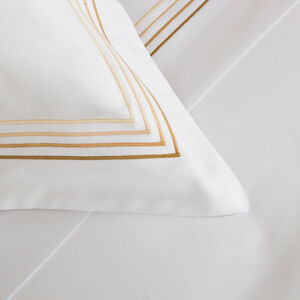slide 3 Cruise Duvet Cover
