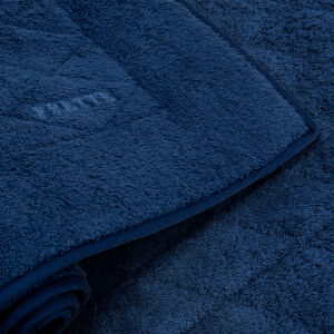 slide 3 Unito Bath Mat