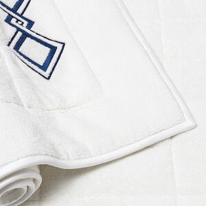 Twist Embroidery Bath Mat slide 3 Twist Embroidery Bath Mat