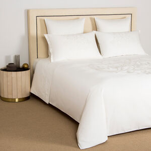 slide 4 Medallion Heart Pillowcase