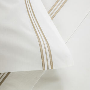 Triplo Bourdon Pillowcase slide 3 Triplo Bourdon Pillowcase