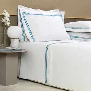 slide 1 Triplo Bourdon Sheet Set