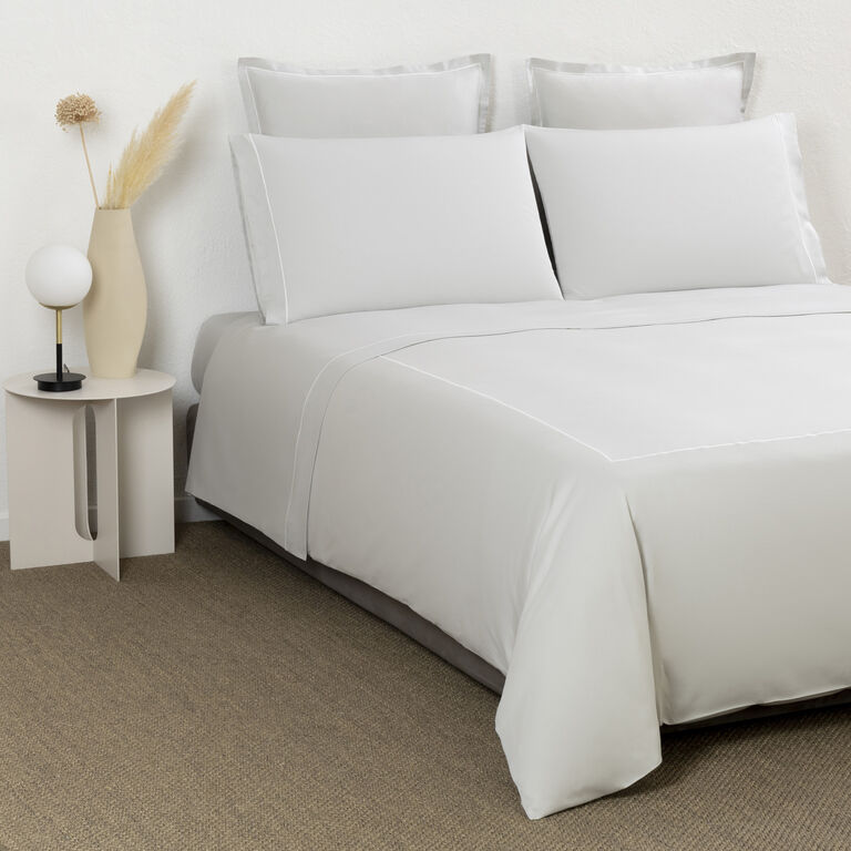 slide 4 Camelia Euro Sham