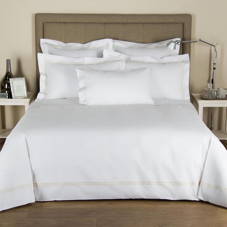 slide 4 Triplo Bourdon Duvet Cover