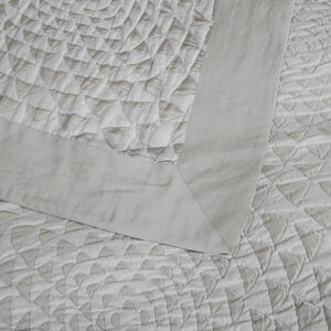 slide 3 Pave Bedcover