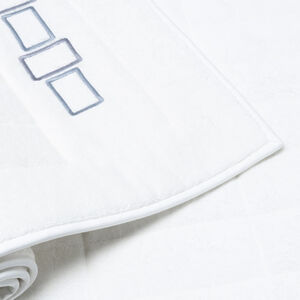 Bold Bicolor Embroidery Bath Mat slide 3 Bold Bicolor Embroidery Bath Mat