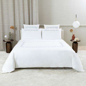 Bold Bicolor Embroidery Pillowcase slide 4 Bold Bicolor Embroidery Pillowcase