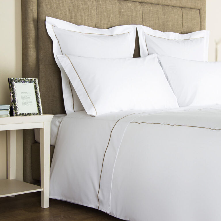 One Bourdon Sheet Set Frette