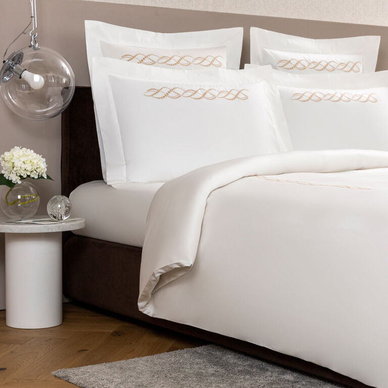 slide 2 Pearls Embroidered Duvet Cover Set