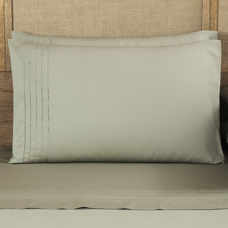 Lush Ajour Pillowcase Set