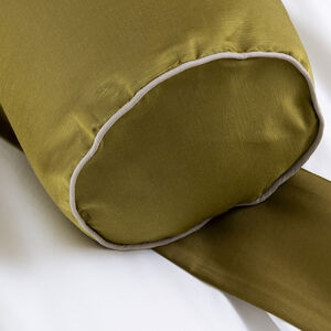 Allure Neck Roll slide 5 Allure Neck Roll