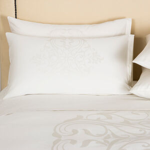 slide 1 Medallion Heart Pillowcase