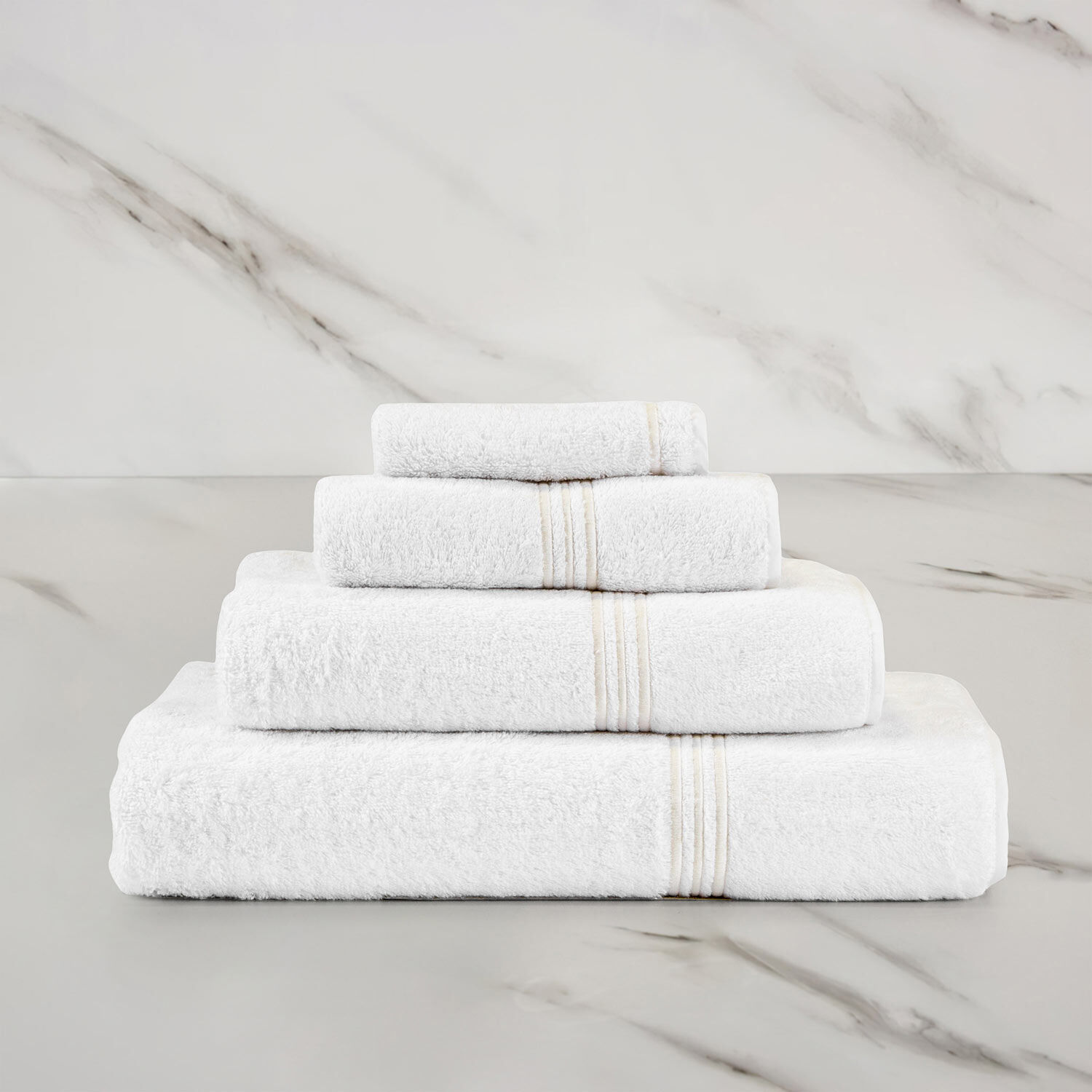 slide 2 Triplo Bourdon Guest Towel