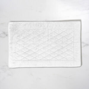 slide 2 Unito Bath Mat