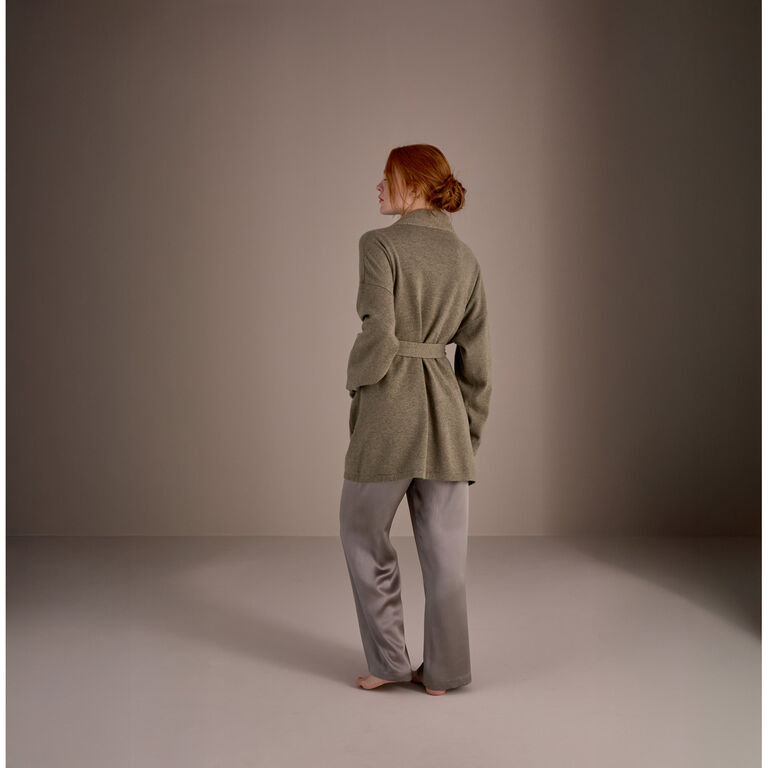 slide 3 Meilora Knitted Kimono