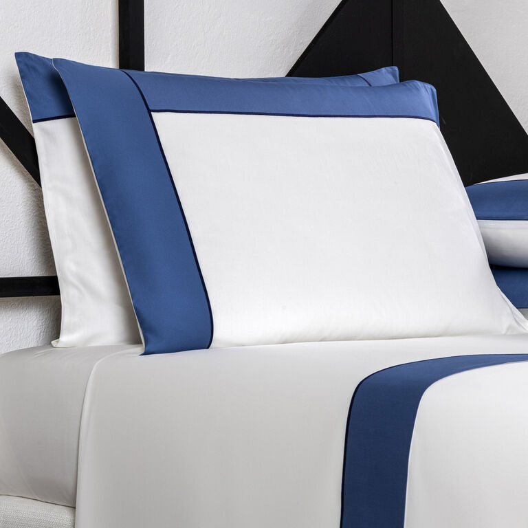 slide 2 Linear Pillowcase Set