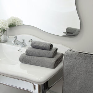 slide 4 Unito Hand Towel