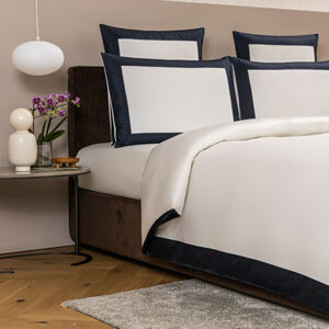 slide 2 Bold Duvet Cover