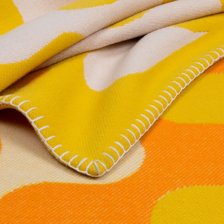 slide 3 Modernism Throw