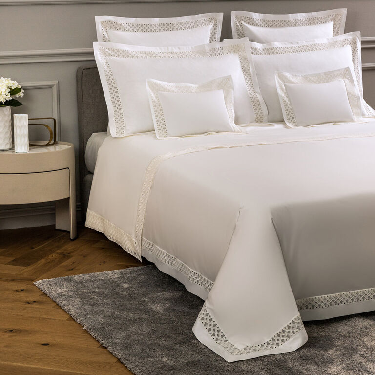 slide 4 Auspicious Lace Duvet Cover