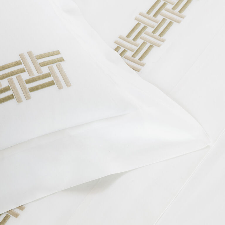 slide 3 Basket Weave Embroidery Boudoir