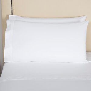 slide 1 Triplo Bourdon Pillowcase
