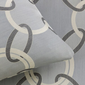 slide 3 Luxury Chains Decorative Pillow Cover