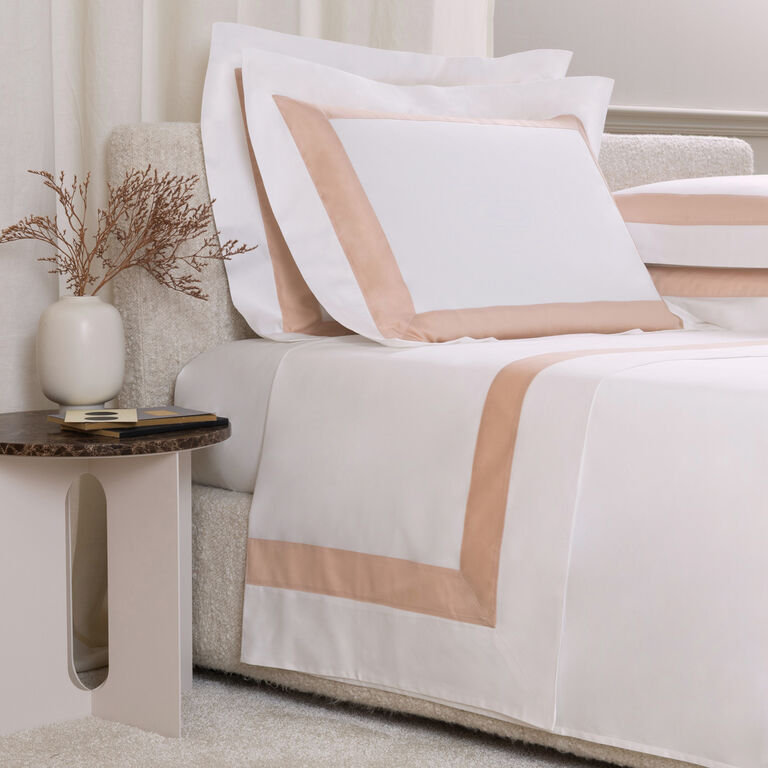 slide 1 Sateen Breeze Border Sheet Set