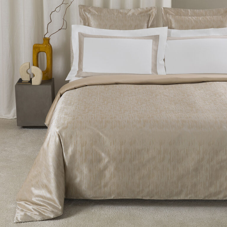 slide 1 Luxury Sway Jacquard Duvet Cover