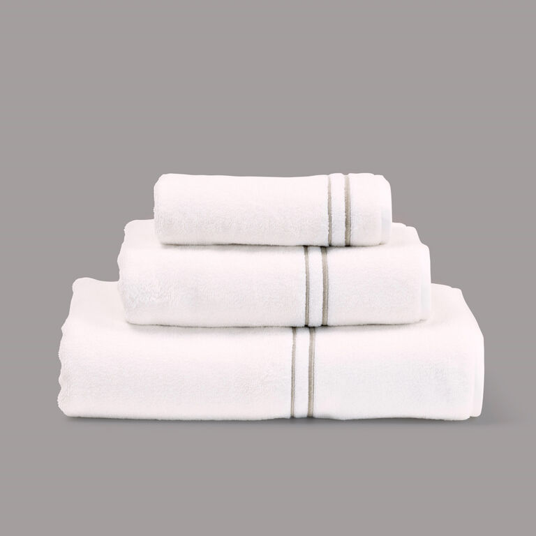 slide 4 Layering Embroidery Bath Towel